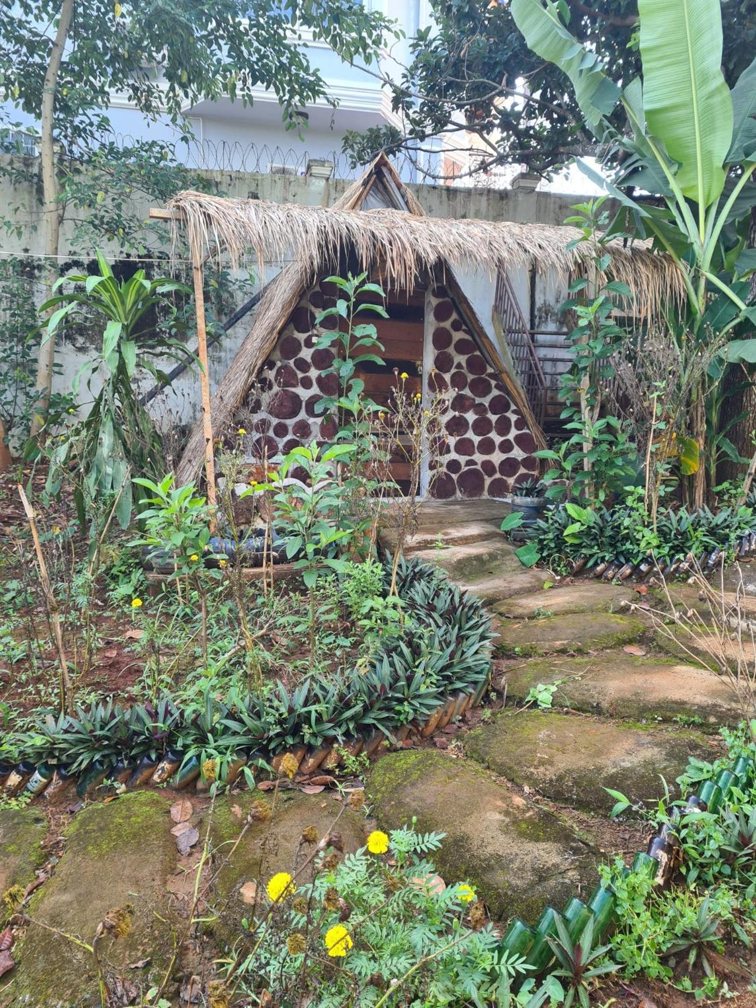 Backpacker Hostel And Jungle Trekking Banlung Esterno foto