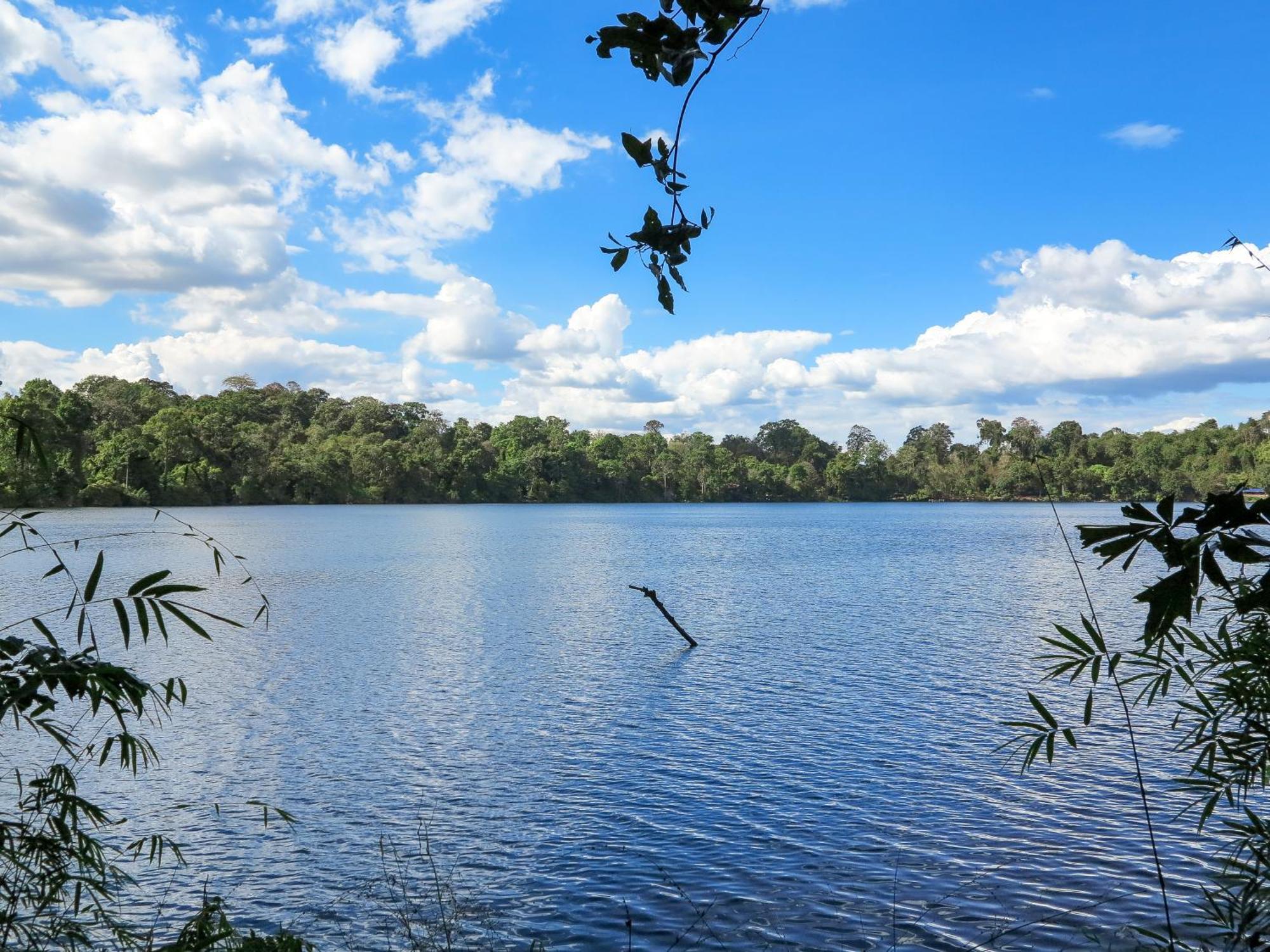 Backpacker Hostel And Jungle Trekking Banlung Esterno foto